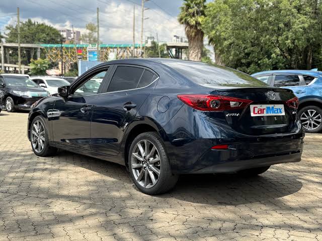 DEMO 2019 Mazda Axela