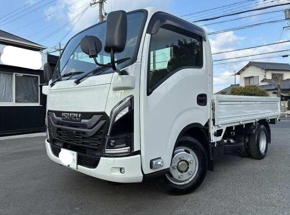 DEMO 2023 Isuzu Elf